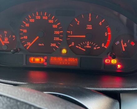 Сірий БМВ 3 Серія, об'ємом двигуна 3 л та пробігом 379 тис. км за 2500 $, фото 6 на Automoto.ua