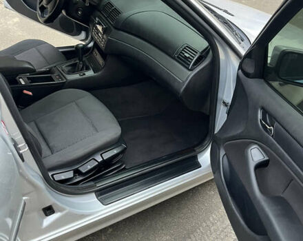 Серый БМВ 3 Серия, объемом двигателя 1.8 л и пробегом 240 тыс. км за 3900 $, фото 9 на Automoto.ua