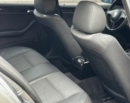 Серый БМВ 3 Серия, объемом двигателя 2 л и пробегом 444 тыс. км за 5800 $, фото 9 на Automoto.ua