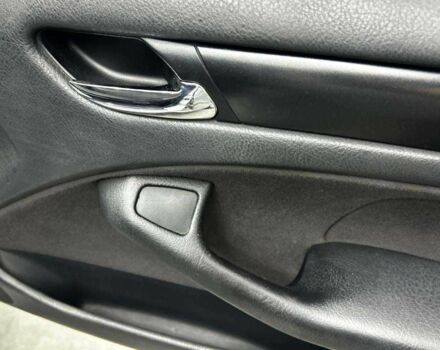 Серый БМВ 3 Серия, объемом двигателя 2 л и пробегом 391 тыс. км за 4600 $, фото 17 на Automoto.ua