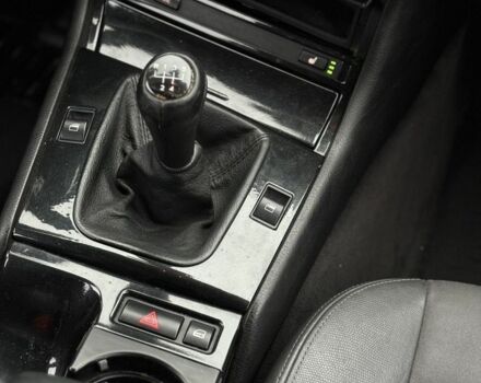 Серый БМВ 3 Серия, объемом двигателя 2 л и пробегом 444 тыс. км за 5800 $, фото 11 на Automoto.ua