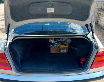 Сірий БМВ 3 Серія, об'ємом двигуна 2 л та пробігом 290 тис. км за 4500 $, фото 4 на Automoto.ua