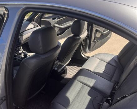 Серый БМВ 3 Серия, объемом двигателя 2 л и пробегом 441 тыс. км за 5550 $, фото 6 на Automoto.ua