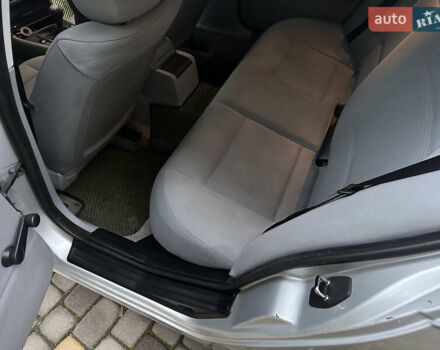 Серый БМВ 3 Серия, объемом двигателя 2 л и пробегом 259 тыс. км за 4200 $, фото 18 на Automoto.ua