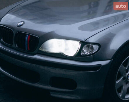 Серый БМВ 3 Серия, объемом двигателя 2 л и пробегом 330 тыс. км за 5600 $, фото 43 на Automoto.ua