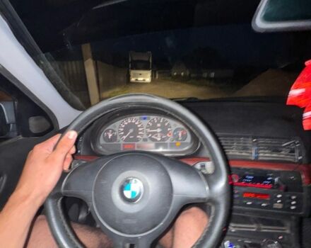 Серый БМВ 3 Серия, объемом двигателя 2 л и пробегом 276 тыс. км за 4800 $, фото 7 на Automoto.ua