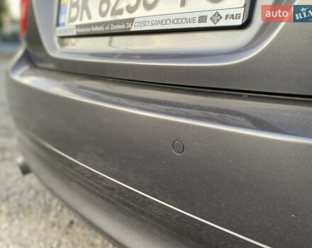 Серый БМВ 3 Серия, объемом двигателя 2 л и пробегом 388 тыс. км за 8000 $, фото 17 на Automoto.ua