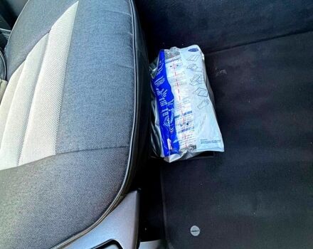 Серый БМВ 3 Серия, объемом двигателя 1.8 л и пробегом 167 тыс. км за 6006 $, фото 11 на Automoto.ua