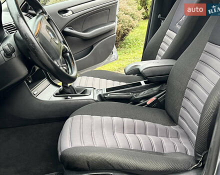 Серый БМВ 3 Серия, объемом двигателя 1.8 л и пробегом 274 тыс. км за 4450 $, фото 26 на Automoto.ua