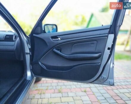 Серый БМВ 3 Серия, объемом двигателя 2 л и пробегом 178 тыс. км за 6700 $, фото 29 на Automoto.ua