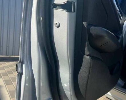 Сірий БМВ 3 Серія, об'ємом двигуна 1.8 л та пробігом 169 тис. км за 5800 $, фото 7 на Automoto.ua