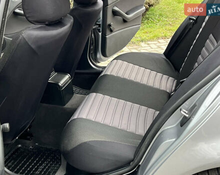 Серый БМВ 3 Серия, объемом двигателя 1.8 л и пробегом 274 тыс. км за 4450 $, фото 33 на Automoto.ua