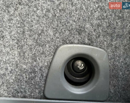 Серый БМВ 3 Серия, объемом двигателя 2 л и пробегом 388 тыс. км за 8000 $, фото 53 на Automoto.ua