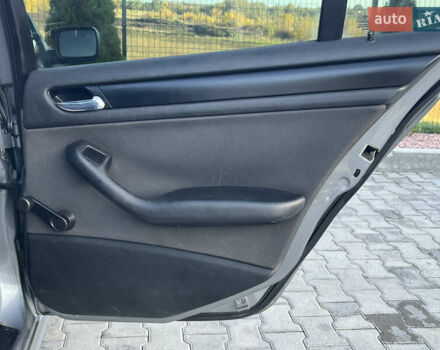 Сірий БМВ 3 Серія, об'ємом двигуна 1.95 л та пробігом 315 тис. км за 5850 $, фото 45 на Automoto.ua