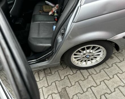 Серый БМВ 3 Серия, объемом двигателя 2 л и пробегом 370 тыс. км за 2500 $, фото 7 на Automoto.ua