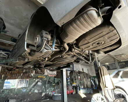 Серый БМВ 3 Серия, объемом двигателя 2 л и пробегом 330 тыс. км за 5600 $, фото 37 на Automoto.ua