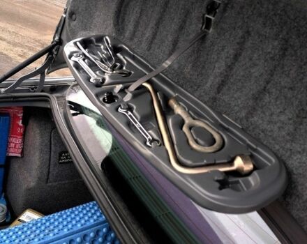 Сірий БМВ 3 Серія, об'ємом двигуна 2 л та пробігом 220 тис. км за 5000 $, фото 7 на Automoto.ua