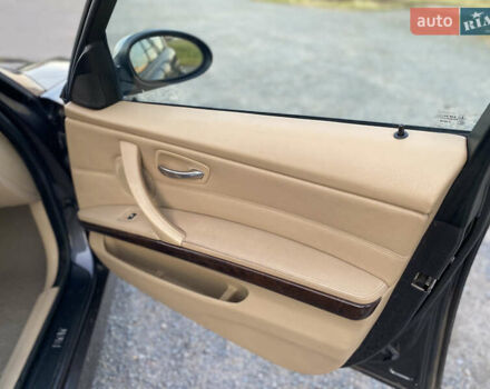 Серый БМВ 3 Серия, объемом двигателя 2 л и пробегом 388 тыс. км за 8000 $, фото 33 на Automoto.ua