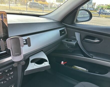 Сірий БМВ 3 Серія, об'ємом двигуна 2 л та пробігом 279 тис. км за 7100 $, фото 15 на Automoto.ua