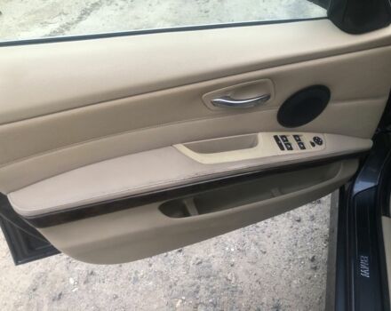 Серый БМВ 3 Серия, объемом двигателя 2.5 л и пробегом 351 тыс. км за 6400 $, фото 22 на Automoto.ua