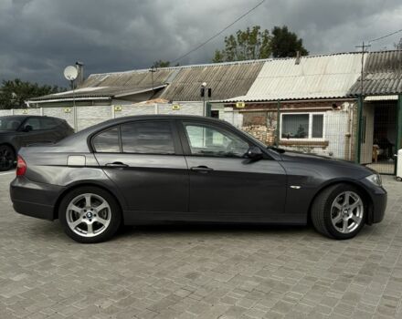 Серый БМВ 3 Серия, объемом двигателя 2 л и пробегом 300 тыс. км за 6700 $, фото 1 на Automoto.ua