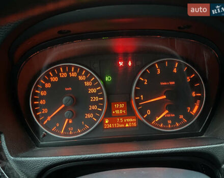 Сірий БМВ 3 Серія, об'ємом двигуна 2 л та пробігом 250 тис. км за 5750 $, фото 13 на Automoto.ua