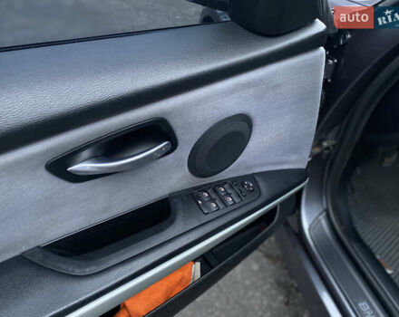 Серый БМВ 3 Серия, объемом двигателя 2 л и пробегом 232 тыс. км за 6300 $, фото 8 на Automoto.ua