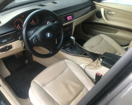Серый БМВ 3 Серия, объемом двигателя 2.5 л и пробегом 351 тыс. км за 6400 $, фото 13 на Automoto.ua