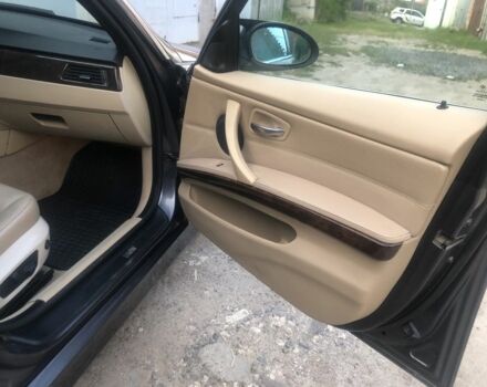 Серый БМВ 3 Серия, объемом двигателя 2.5 л и пробегом 351 тыс. км за 6400 $, фото 21 на Automoto.ua