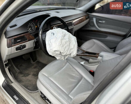 Сірий БМВ 3 Серія, об'ємом двигуна 3 л та пробігом 216 тис. км за 4600 $, фото 7 на Automoto.ua