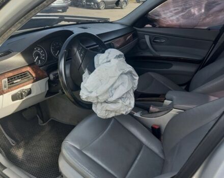 Серый БМВ 3 Серия, объемом двигателя 3 л и пробегом 219 тыс. км за 4500 $, фото 4 на Automoto.ua