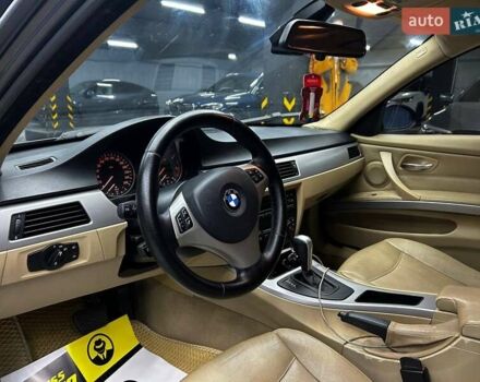 Серый БМВ 3 Серия, объемом двигателя 2 л и пробегом 276 тыс. км за 8000 $, фото 10 на Automoto.ua