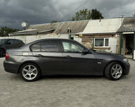 Серый БМВ 3 Серия, объемом двигателя 2 л и пробегом 311 тыс. км за 7200 $, фото 2 на Automoto.ua