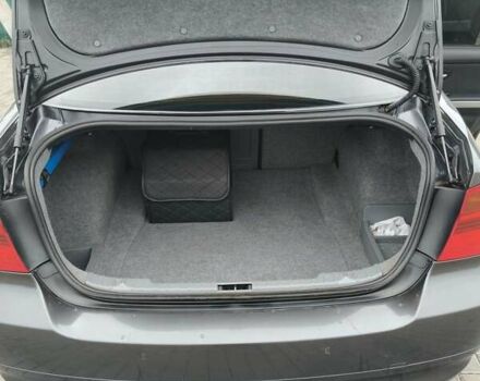 Серый БМВ 3 Серия, объемом двигателя 2.5 л и пробегом 196 тыс. км за 7500 $, фото 7 на Automoto.ua