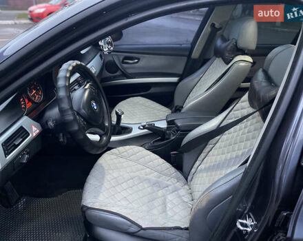 Серый БМВ 3 Серия, объемом двигателя 2 л и пробегом 232 тыс. км за 6300 $, фото 7 на Automoto.ua