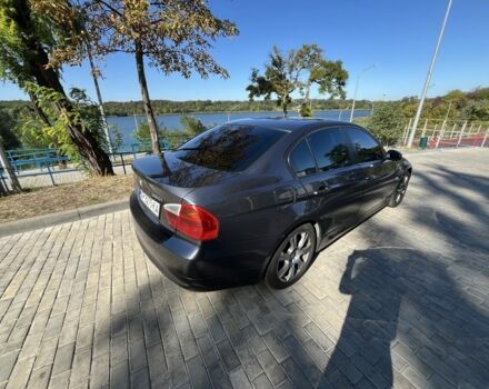 Серый БМВ 3 Серия, объемом двигателя 2 л и пробегом 307 тыс. км за 6699 $, фото 3 на Automoto.ua