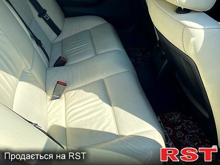 Серый БМВ 3 Серия, объемом двигателя 2 л и пробегом 255 тыс. км за 6700 $, фото 4 на Automoto.ua