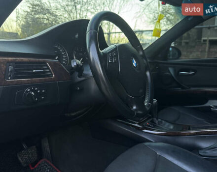 Серый БМВ 3 Серия, объемом двигателя 2 л и пробегом 323 тыс. км за 6200 $, фото 32 на Automoto.ua
