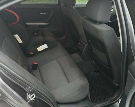 Серый БМВ 3 Серия, объемом двигателя 2.5 л и пробегом 196 тыс. км за 7500 $, фото 1 на Automoto.ua