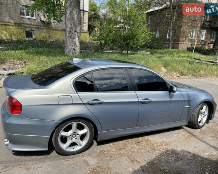Серый БМВ 3 Серия, объемом двигателя 2.5 л и пробегом 130 тыс. км за 9500 $, фото 9 на Automoto.ua