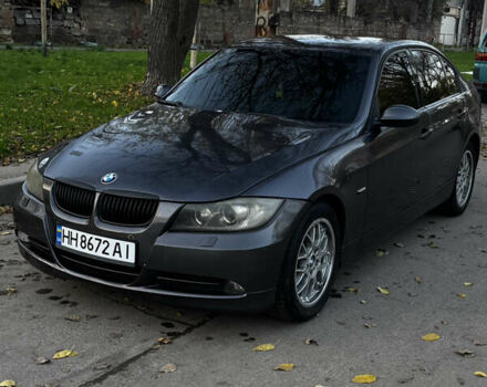 Серый БМВ 3 Серия, объемом двигателя 2 л и пробегом 323 тыс. км за 6200 $, фото 5 на Automoto.ua