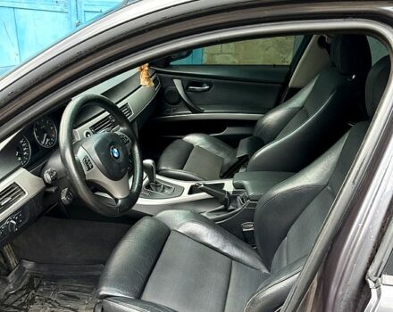 Серый БМВ 3 Серия, объемом двигателя 2 л и пробегом 277 тыс. км за 6900 $, фото 4 на Automoto.ua