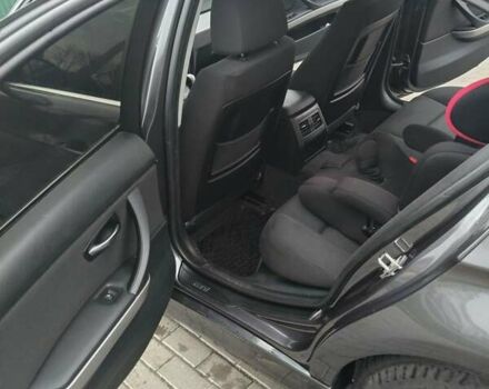 Серый БМВ 3 Серия, объемом двигателя 2.5 л и пробегом 196 тыс. км за 7500 $, фото 6 на Automoto.ua