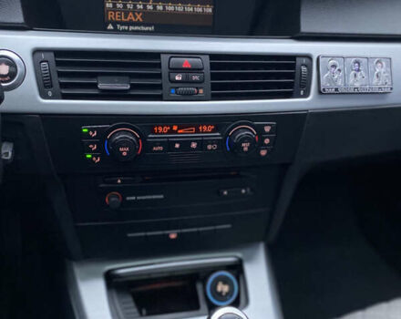 Серый БМВ 3 Серия, объемом двигателя 2 л и пробегом 232 тыс. км за 6300 $, фото 16 на Automoto.ua