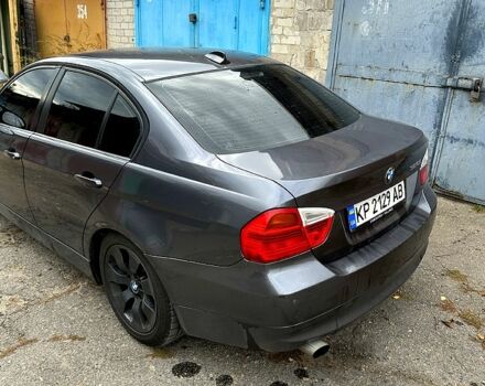 Серый БМВ 3 Серия, объемом двигателя 2 л и пробегом 277 тыс. км за 6900 $, фото 2 на Automoto.ua
