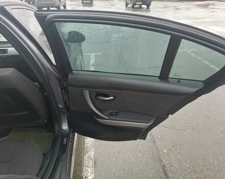 Серый БМВ 3 Серия, объемом двигателя 2 л и пробегом 400 тыс. км за 6500 $, фото 4 на Automoto.ua