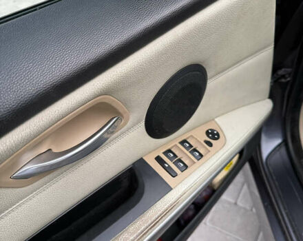 Серый БМВ 3 Серия, объемом двигателя 2 л и пробегом 311 тыс. км за 7200 $, фото 13 на Automoto.ua