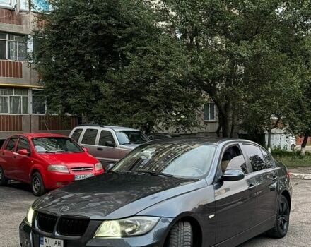 Серый БМВ 3 Серия, объемом двигателя 2 л и пробегом 300 тыс. км за 5400 $, фото 2 на Automoto.ua