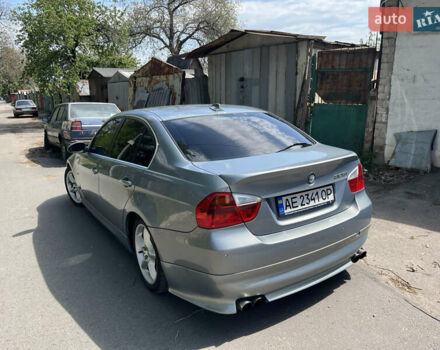 Серый БМВ 3 Серия, объемом двигателя 2.5 л и пробегом 130 тыс. км за 9500 $, фото 6 на Automoto.ua