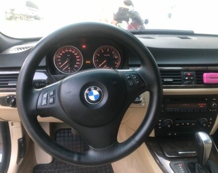 Серый БМВ 3 Серия, объемом двигателя 2.5 л и пробегом 351 тыс. км за 6400 $, фото 15 на Automoto.ua